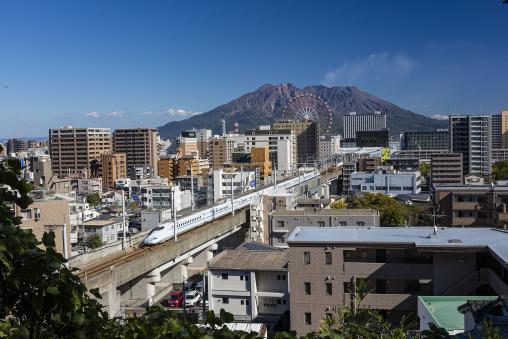 Sakurajima ＆ Kyushu Shinkansen / 桜島と九州新幹線