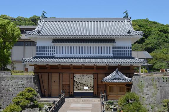 Goromon Gate (Tsurumaru Castle Ruins) / 鶴丸城御楼門⑦