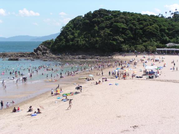 Daguri Misaki Beach / ダグリ岬海水浴場