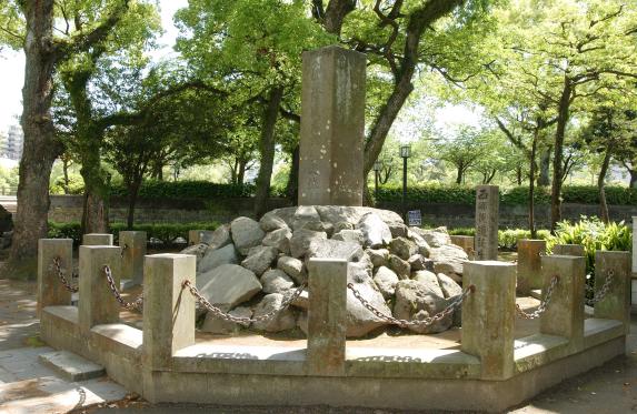 Birthplace Monument of Saigo Takamori  / 西郷隆盛誕生地碑 
