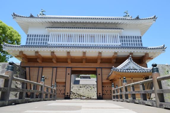 Goromon Gate (Tsurumaru Castle Ruins) / 鶴丸城御楼門⑤