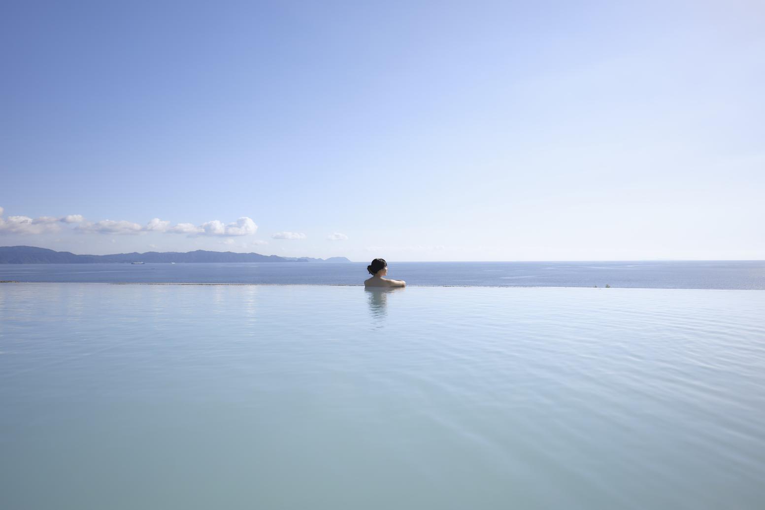 待望のリニューアルオープン！絶景露天風呂「たまて箱温泉」をめぐる指宿モデルコース