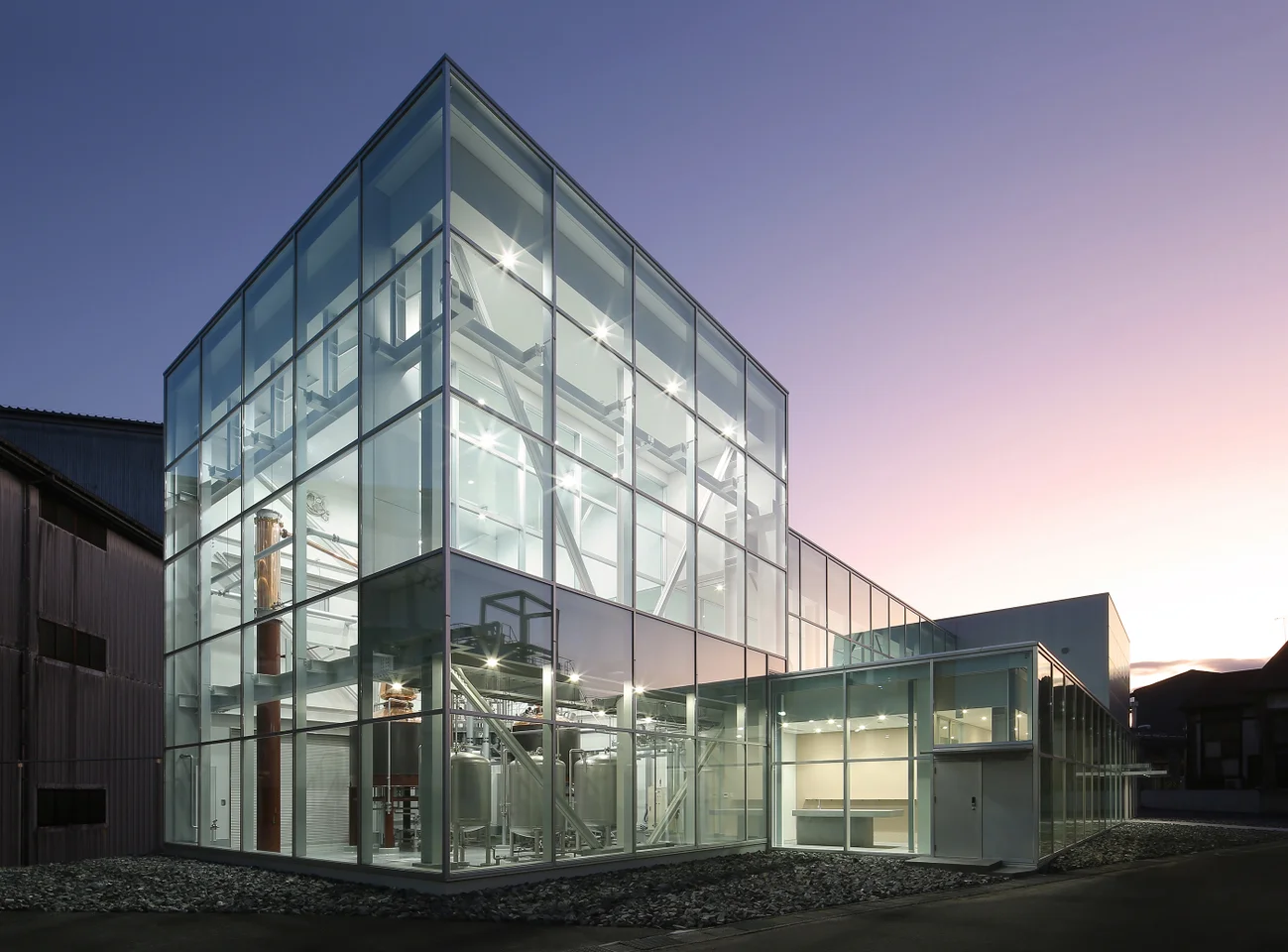 【薩摩酒造】本土最南端のウイスキー蒸溜所「火の神蒸溜所」、 [HINOKAMIニューボーン♯1］を初リリース-3