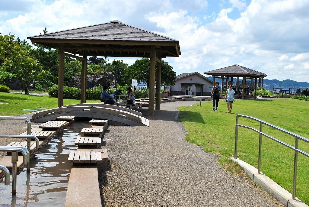  「桜島」溶岩なぎさ公園足湯 