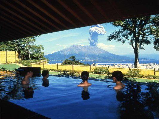 Outdoor baths with a view-1