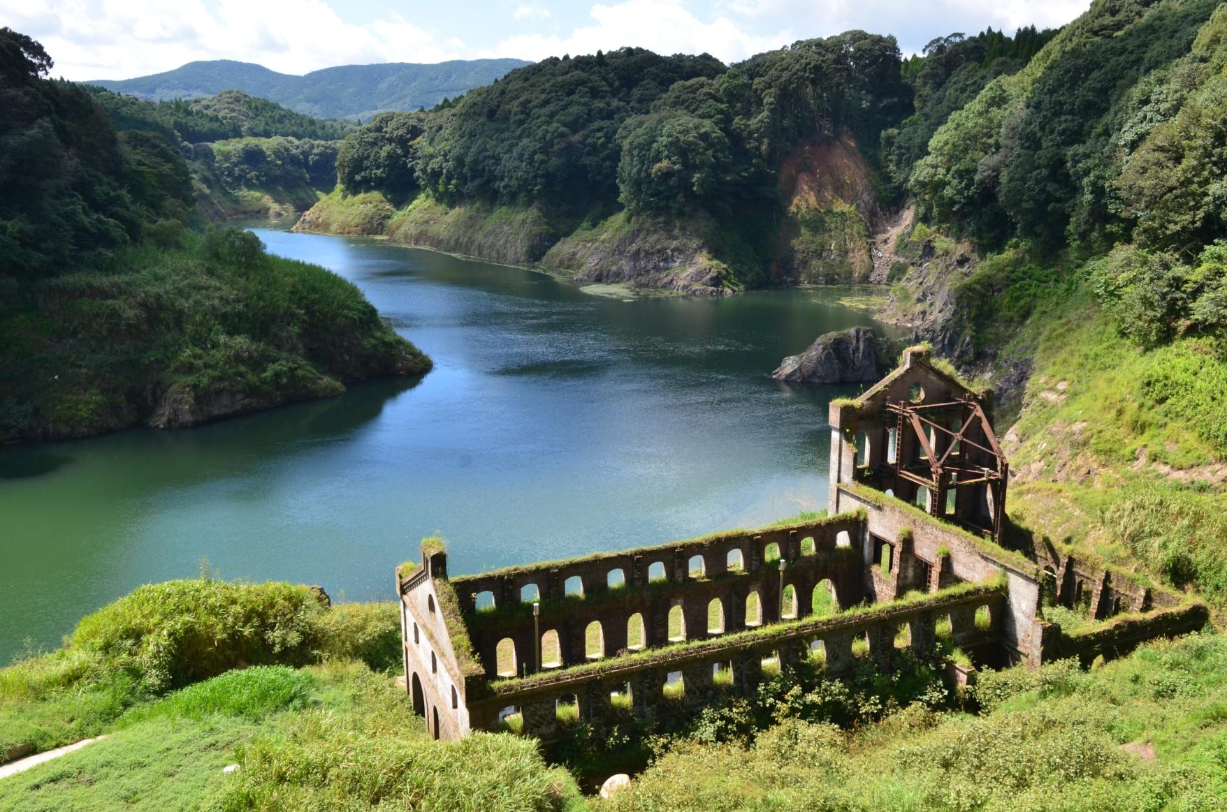 霧島連山を背景に豊かに流れ出す川沿いの風景を楽しむ！川内川流域ルート-1