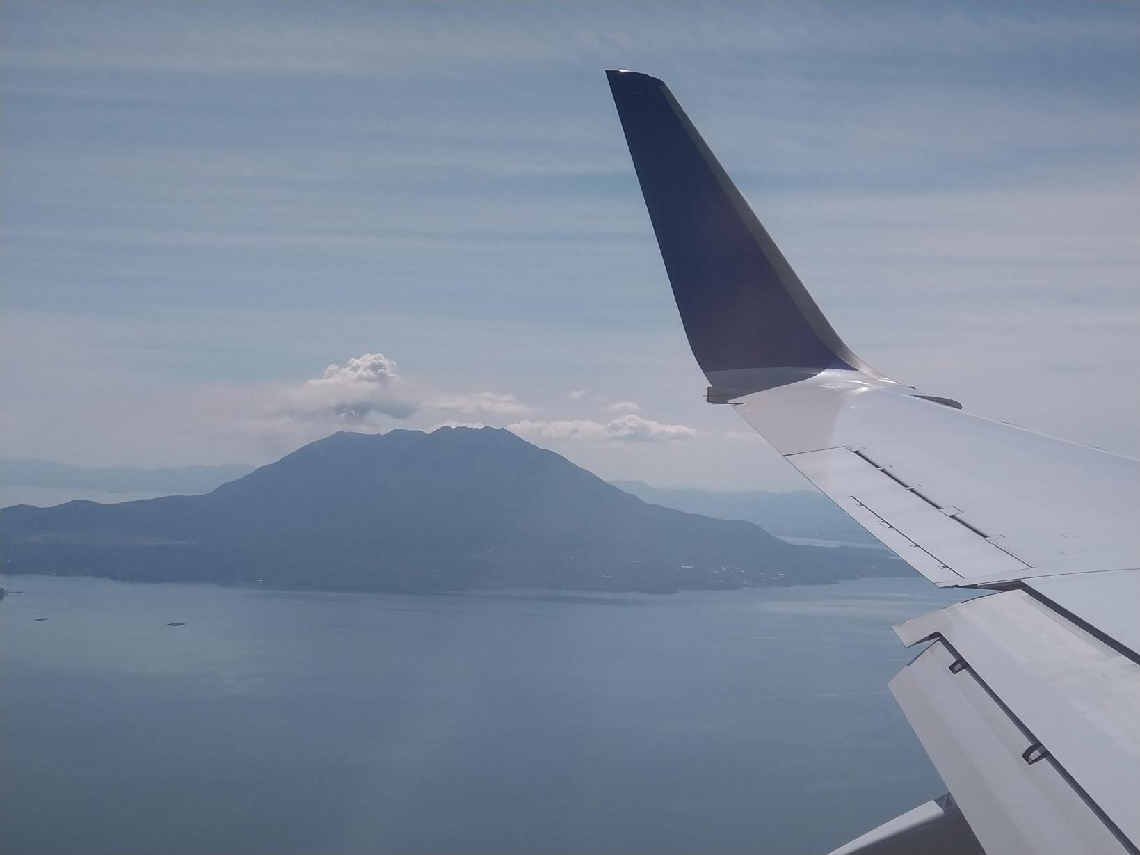 #鹿児島上空 #鹿児島空港着陸前の桜島-1