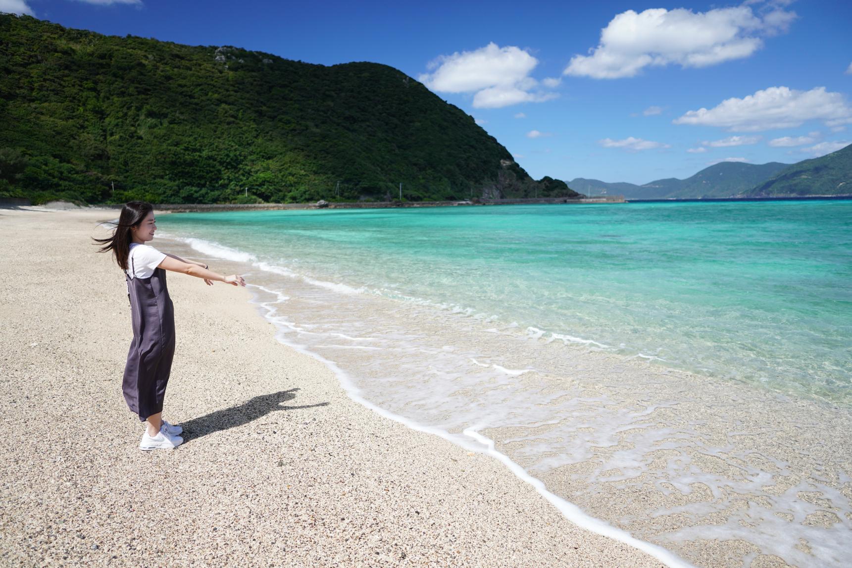 海の色いろいろ　海のグラデーションの道-1