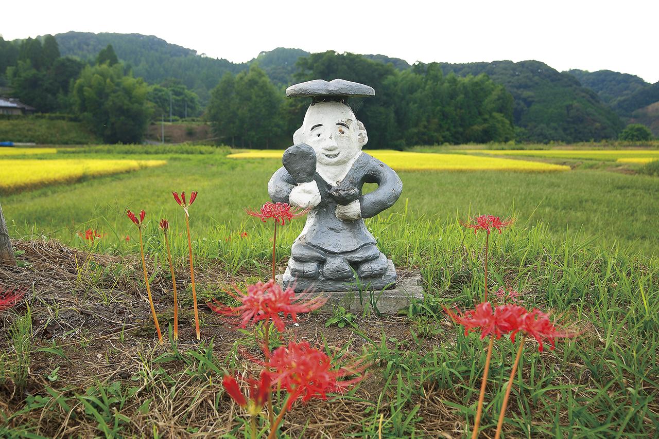 田の神ロードの彼岸花-1