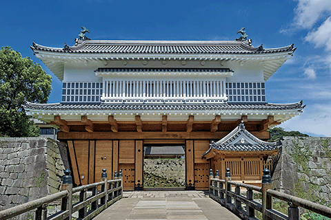 46_Tsurumaru Castle Ruins(Goromon Gate)-1