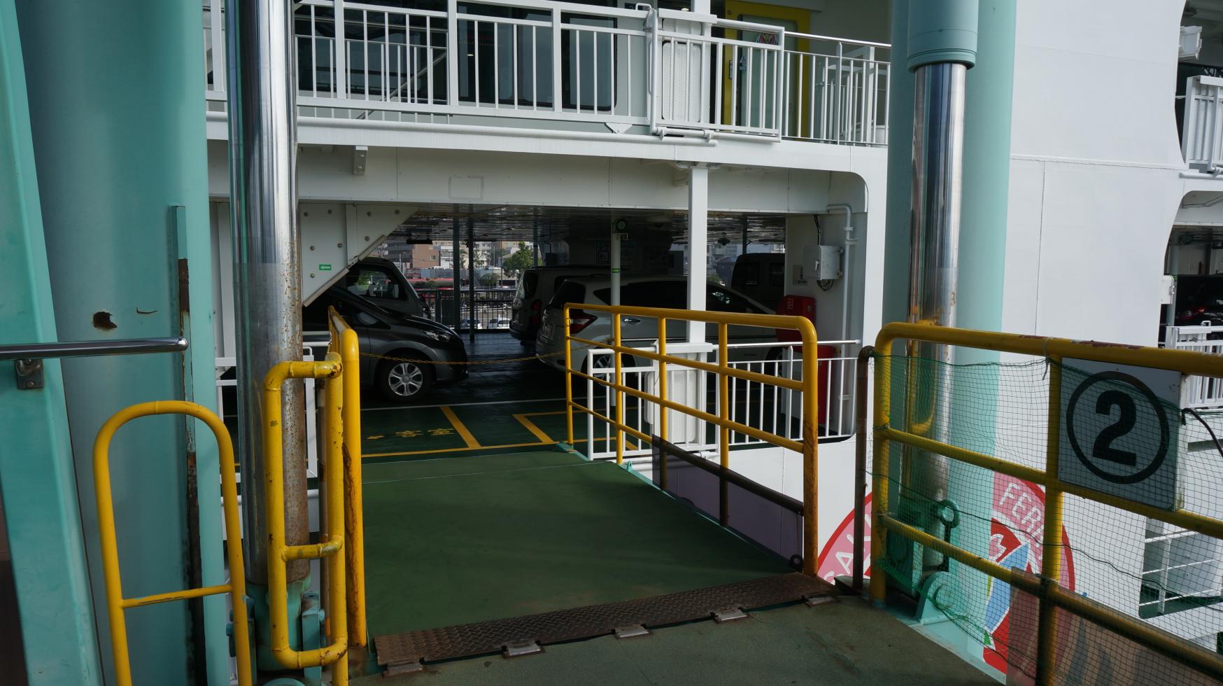 ④フェリーから下船-1