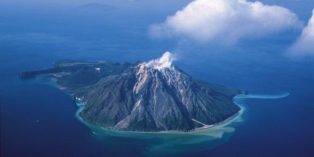 三島村～竹島・硫黄島・黒島～-0