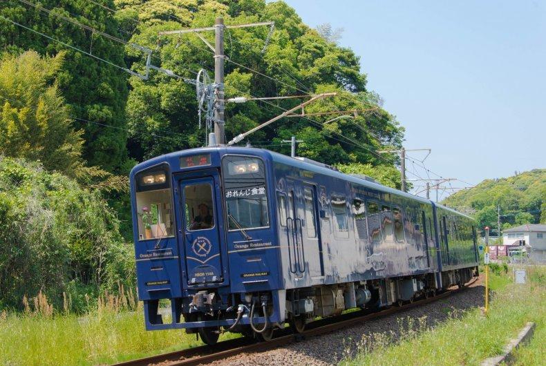 観光列車「おれんじ食堂」-0