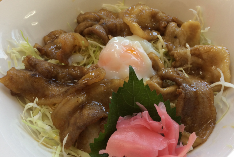 かのや豚ばら丼（鹿屋市）-1