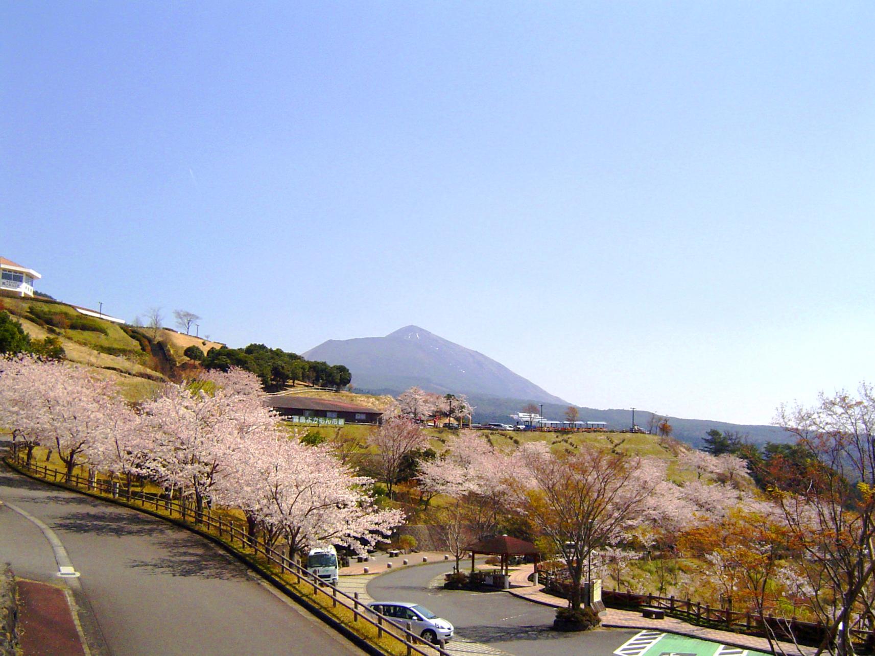 霧島神話の里公園（道の駅霧島）-0