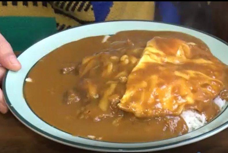 タマリさんおすすめのカレー店へ-2