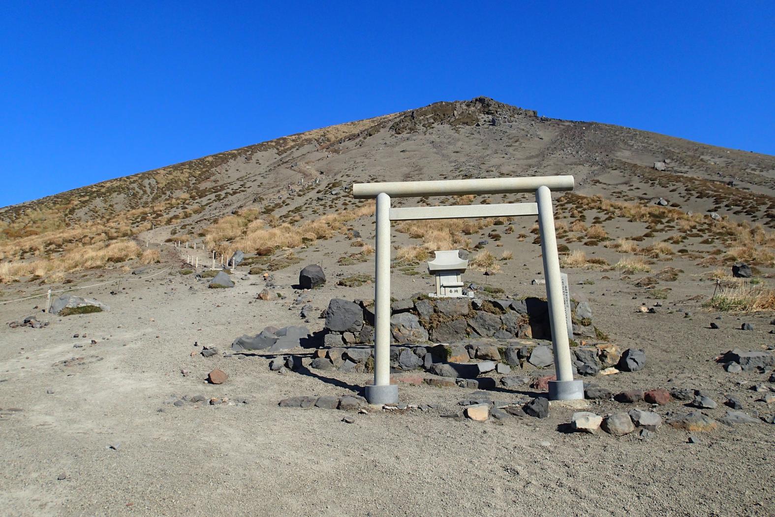 7.高千穂峰【山々の絶景】-0