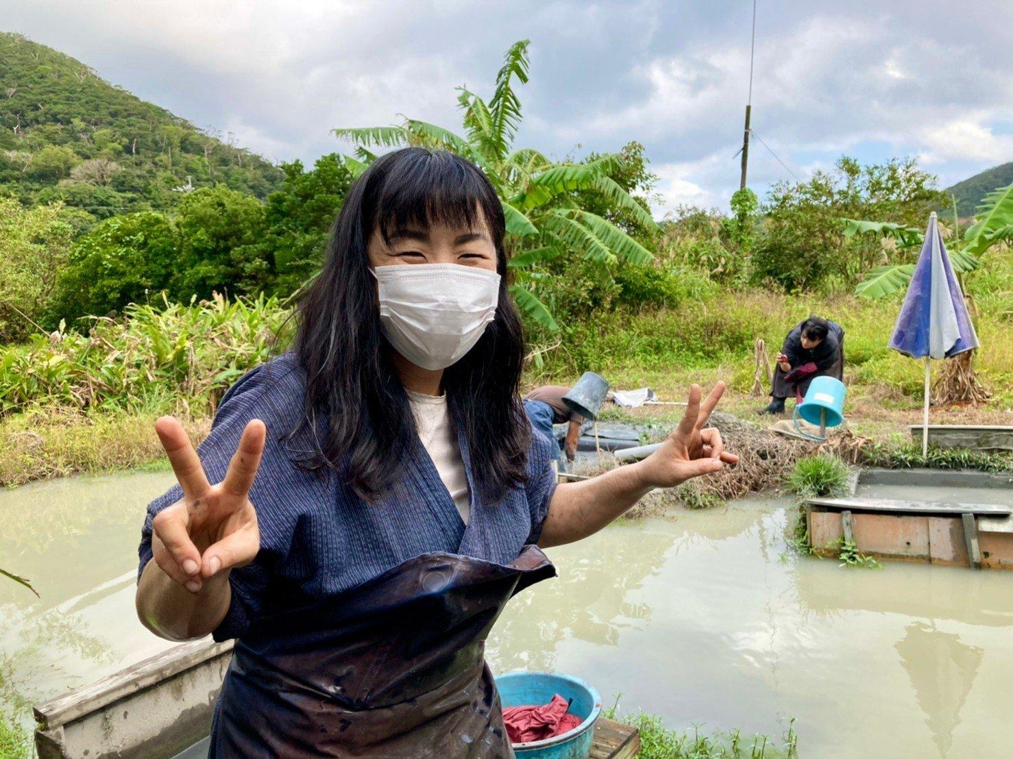 오직 아마미에서만 해볼 수 있는 진흙 염색 체험-가나이 공예-8