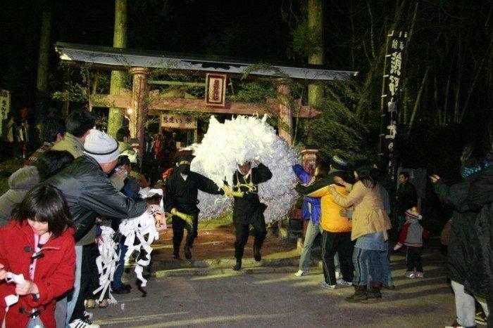 Kumano Shrine Oni-oi (Demon Chasing)-0