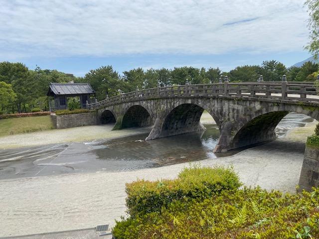 歴史を刻んだ石橋-0