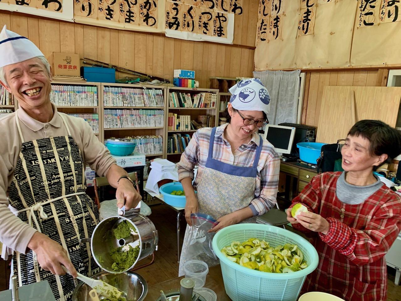 地元の食文化を体験する-6