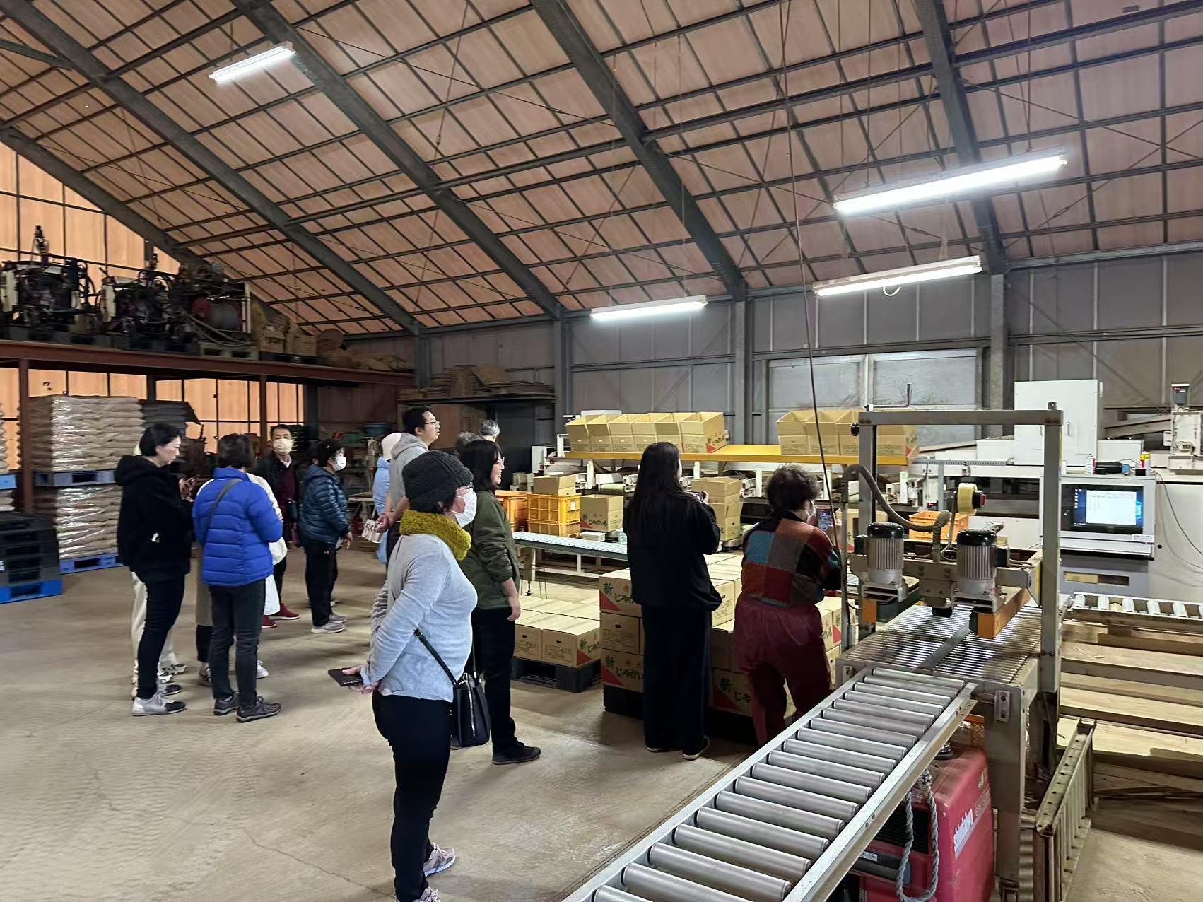 長島特産の赤土ばれいしょ収穫体験・見学-3