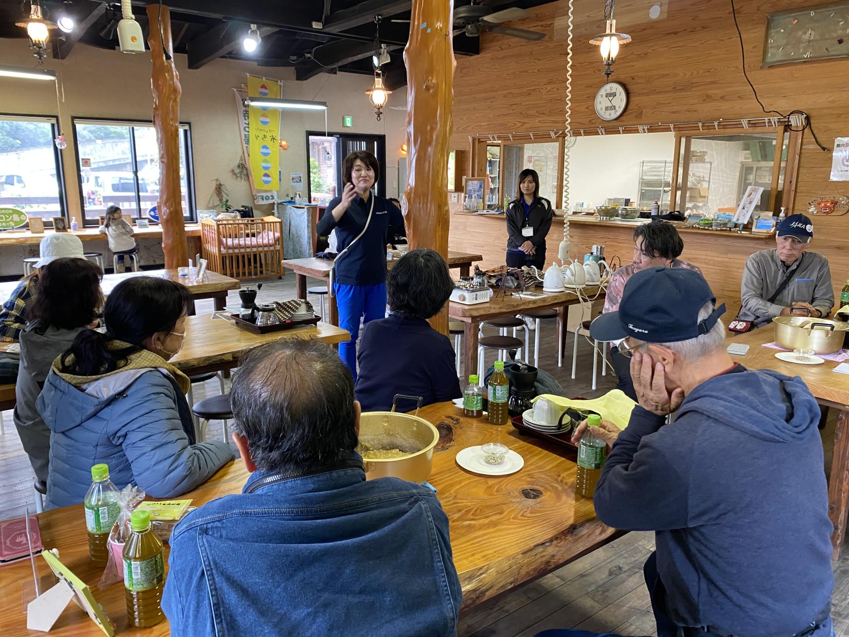 珈琲焙煎レクチャーと焙煎体験-3