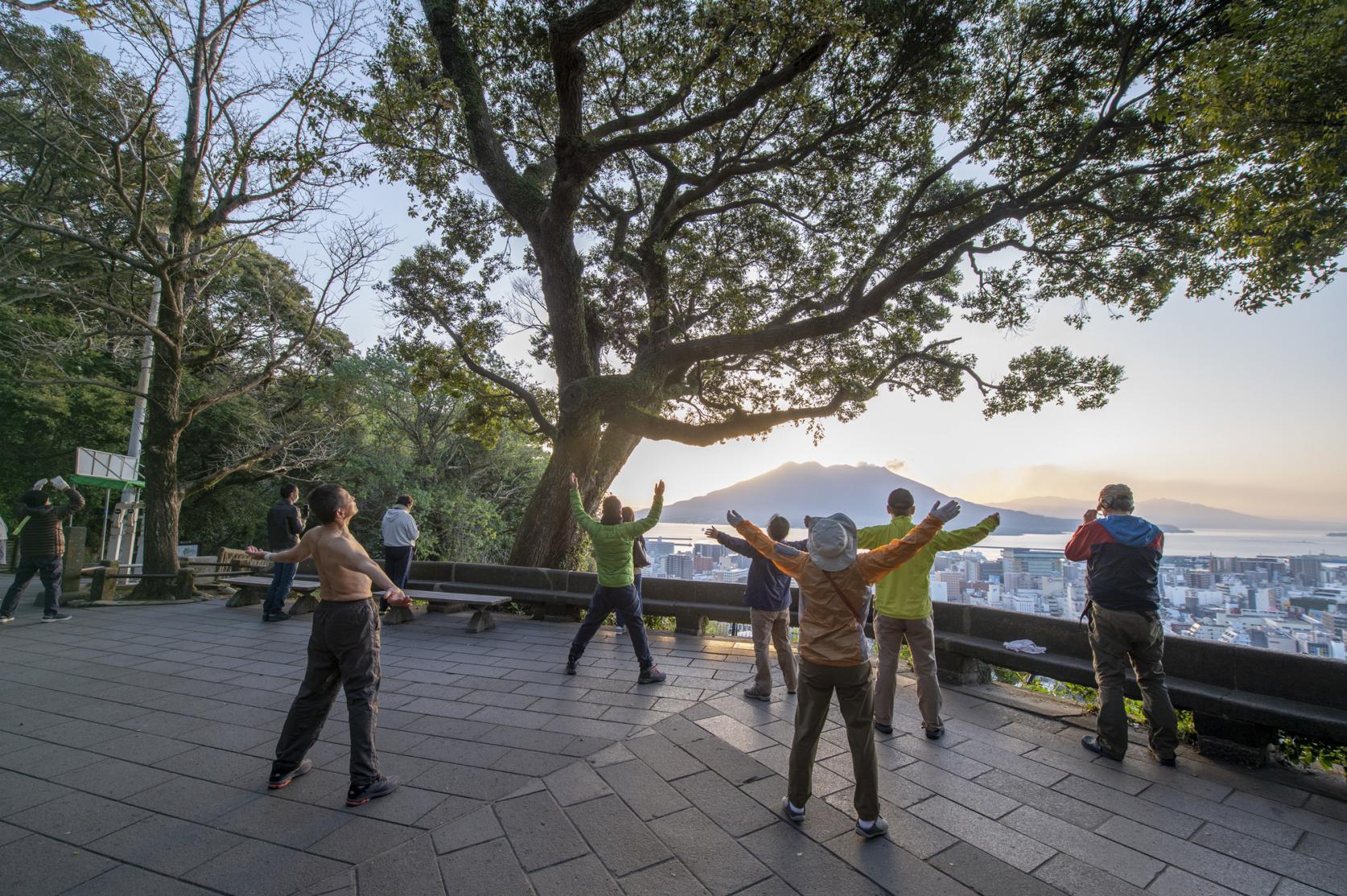 与活火山共生-3