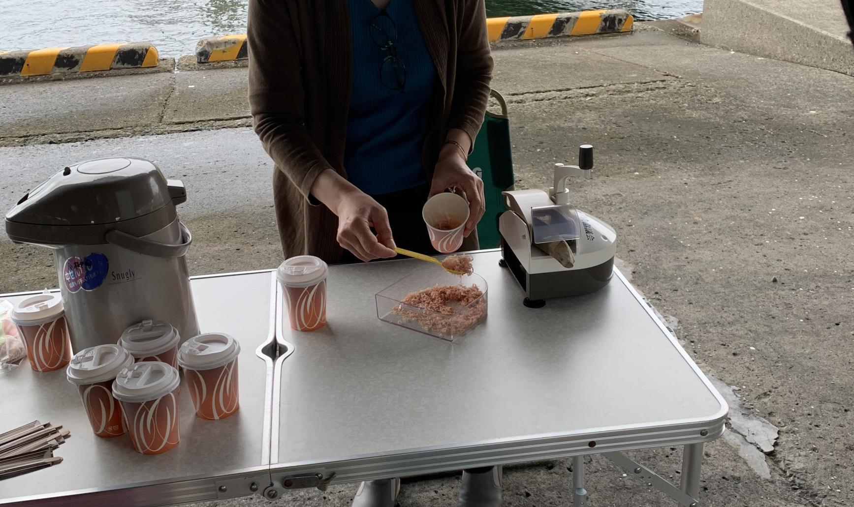 鰹節製造工程見学＆茶ぶし手作り体験付き（指宿市）-9