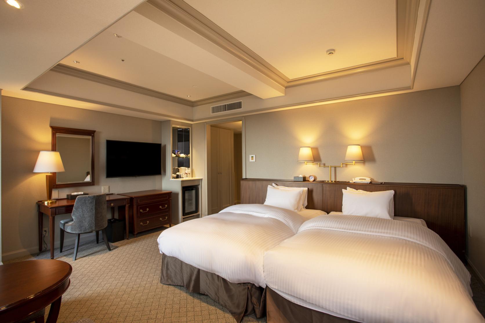 洗練された客室で贅沢なひと時を過ごす-0