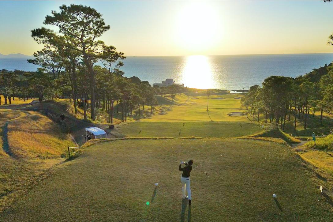01｜高球之旅：在火山與絕景間揮桿-2