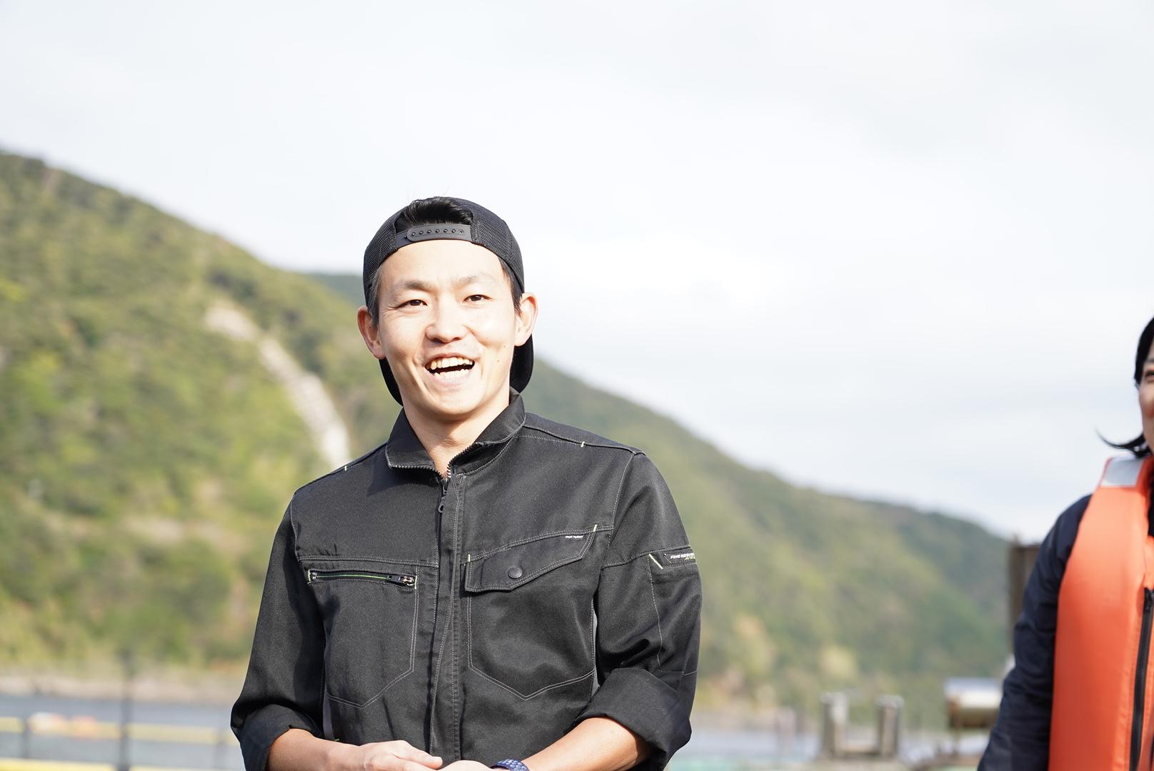 瀬戸内町でクロマグロの養殖を観察　　近畿大学水産研究所奄美実験場に学びます-2