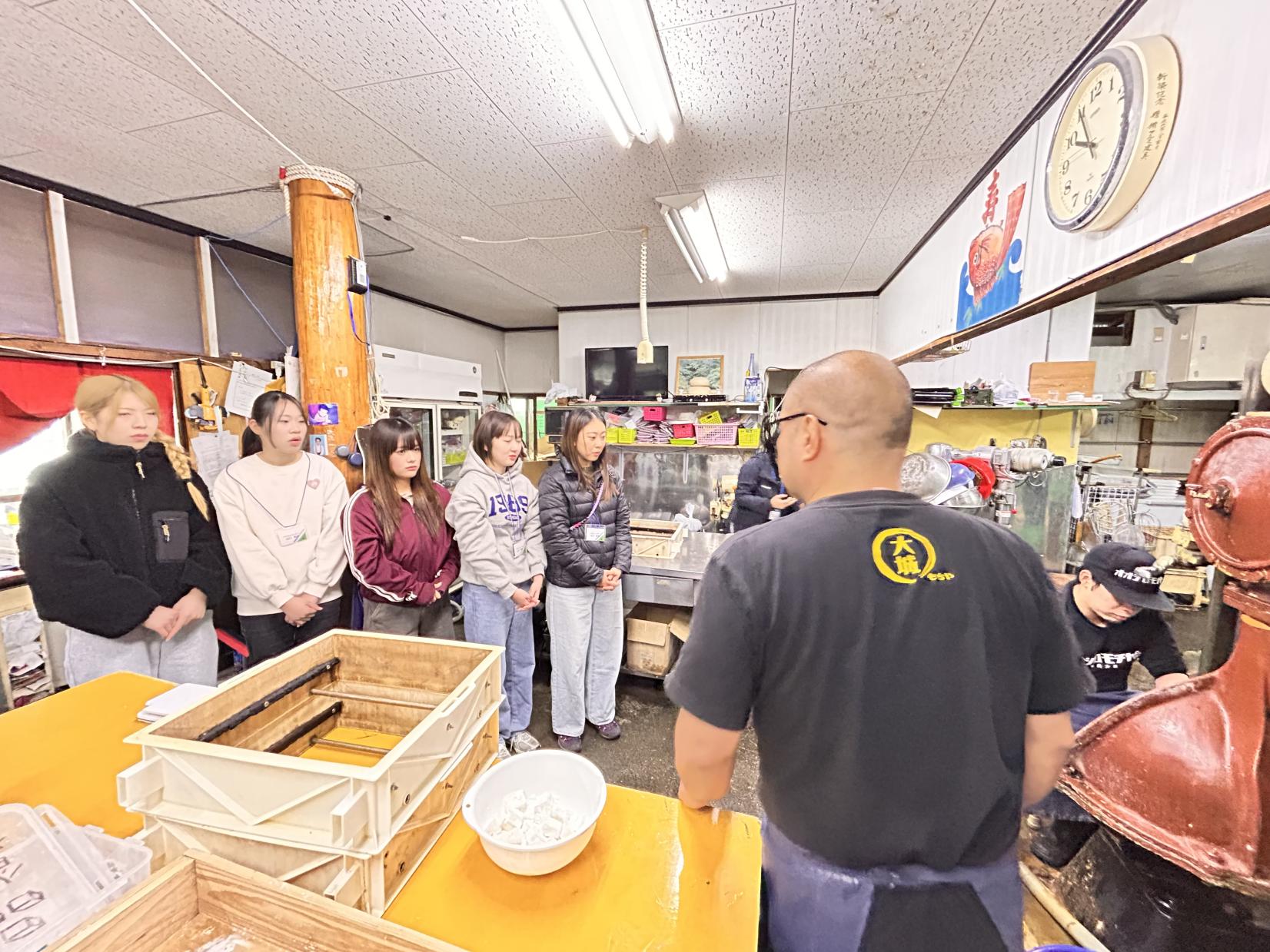 大城もちやでふちもちづくり-1