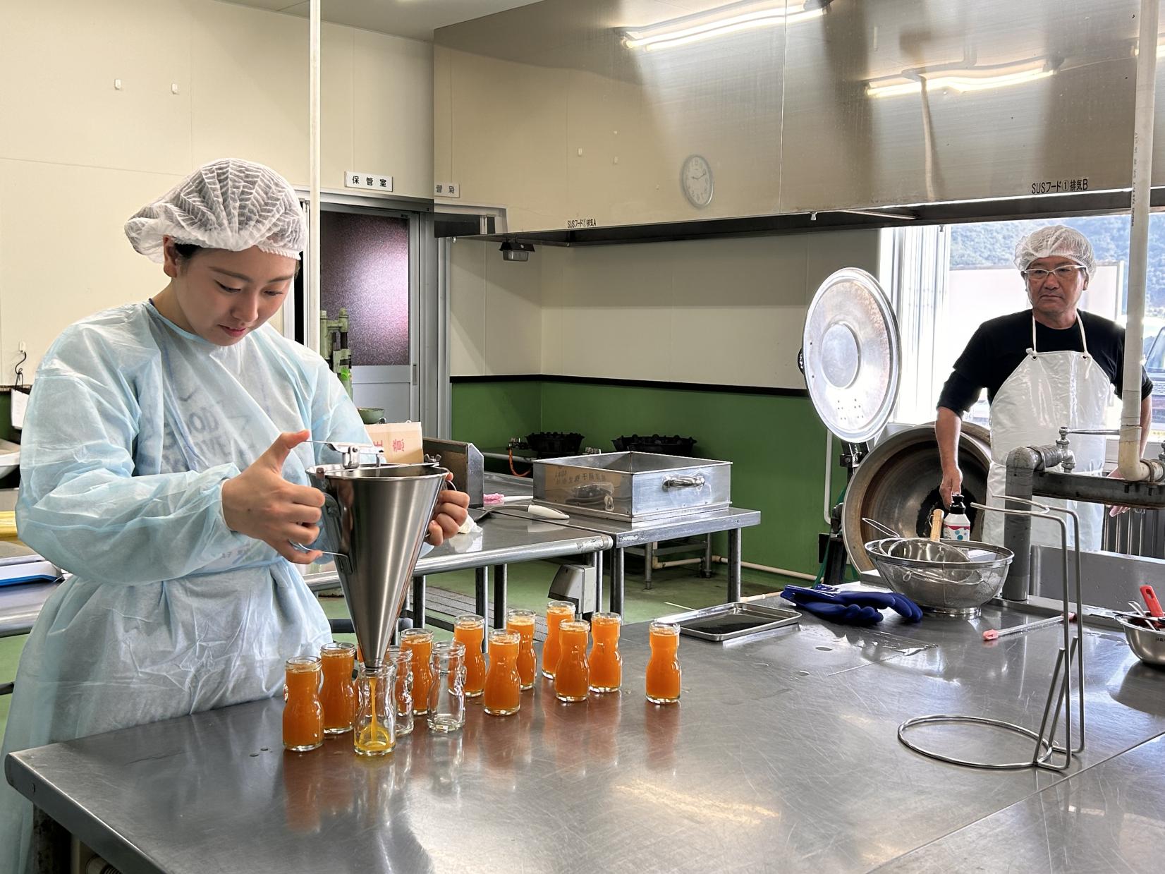 パッションフルーツの果実から作るリッチなフルーツソース-4