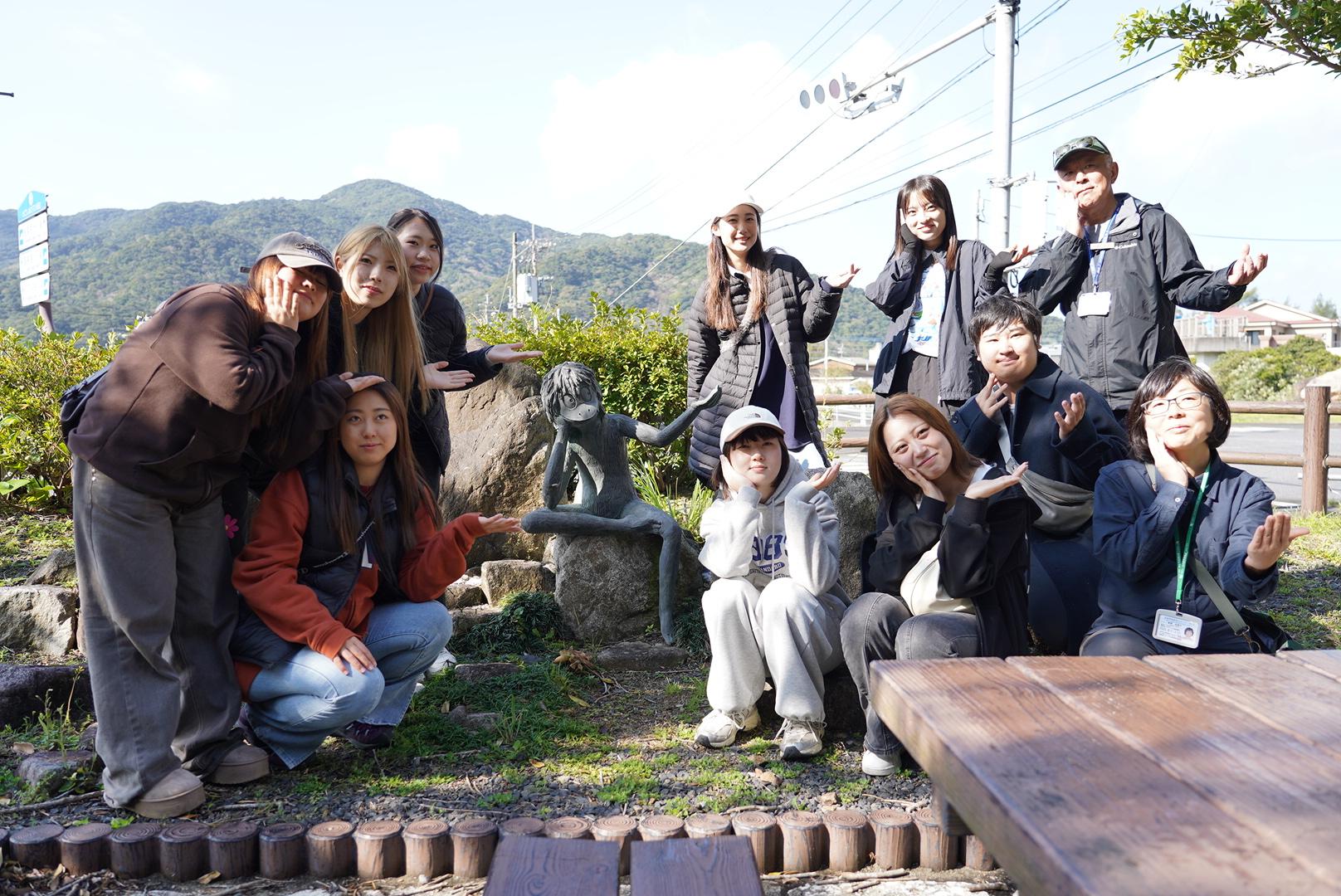 村の言い伝え「ケンムン」ウォークと地元お母さん方の郷土料理「油ソーメン」教室-2