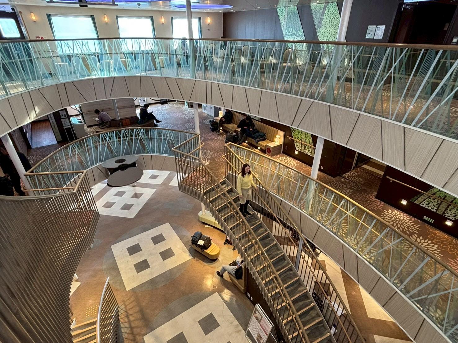 Dining & entertainment-8