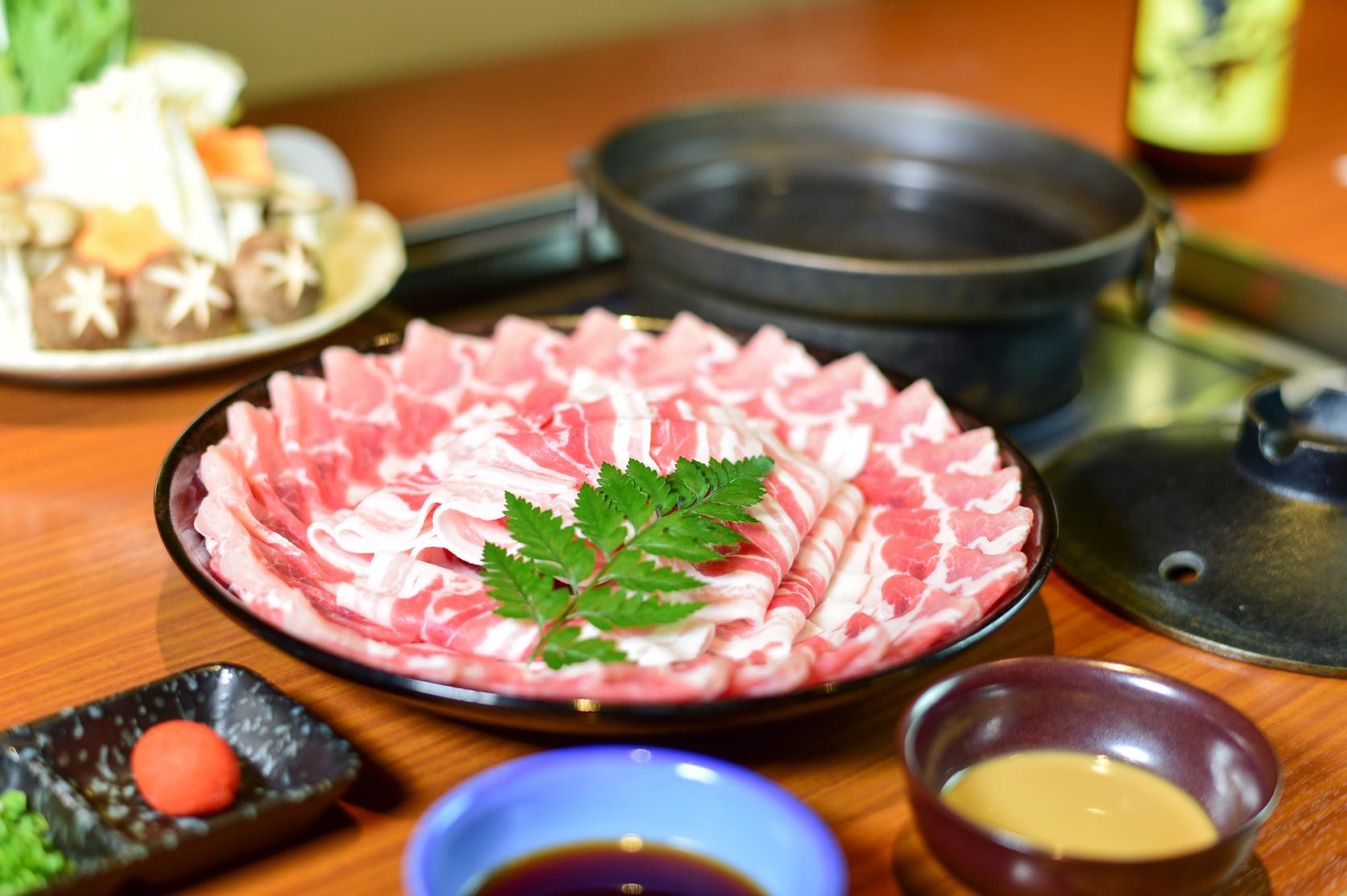 かごしまの味をいただきます♪グルメ＆お土産店紹介-0