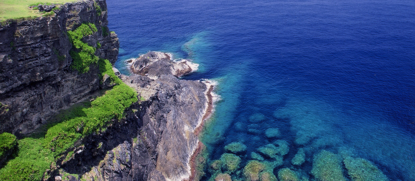 An island of flowers and limestone caverns: the Okinoerabujima Route-0