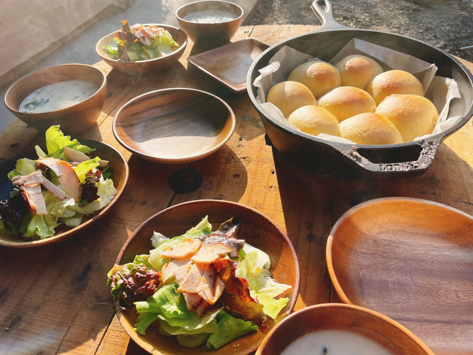 ある日の朝食（洋食）-1