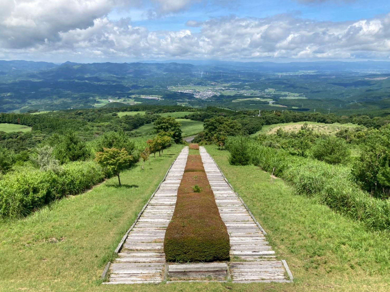 栗野岳枕木階段-2