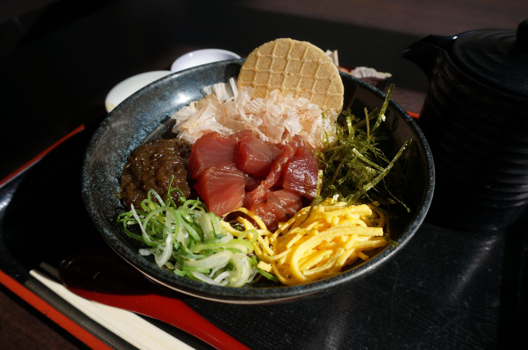 枕崎鰹船人めし-0