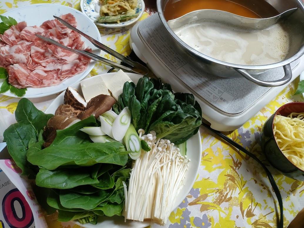 お肉と旬の野菜たっぷりのしゃぶしゃぶ-4