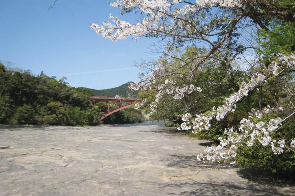 花瀬自然公園・キャンプ場・バンガロー村-1