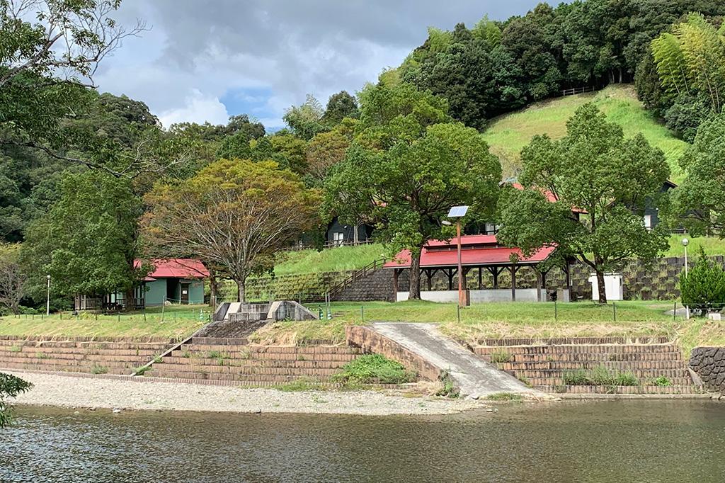 とうごう五色親水公園・キャンプ場-0