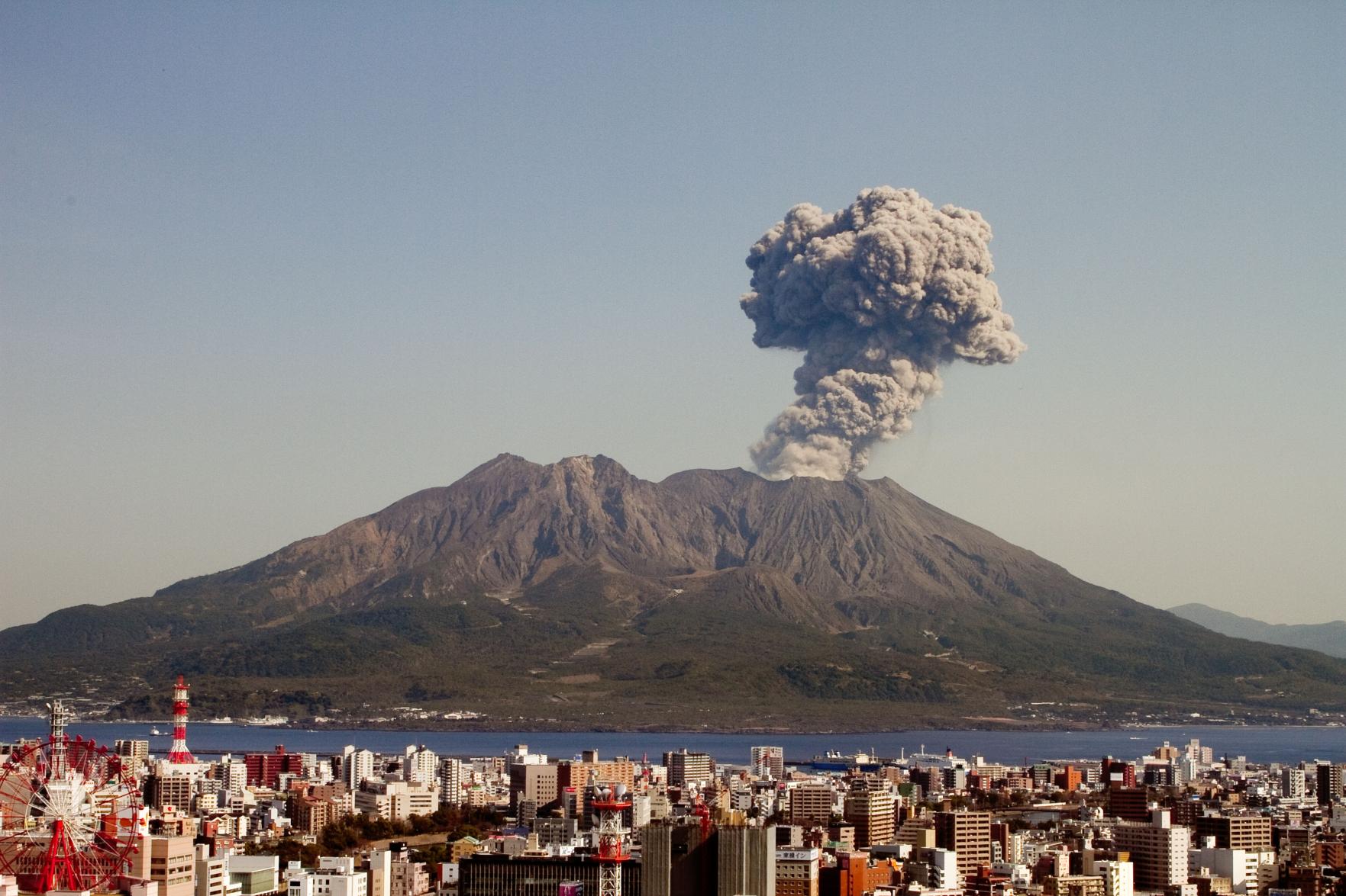 Núi lửa Sakurajima