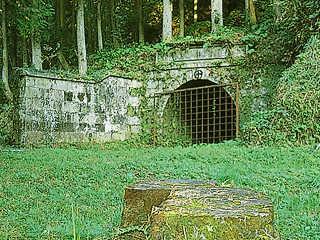 永野金山跡（胡麻目坑口跡）-1