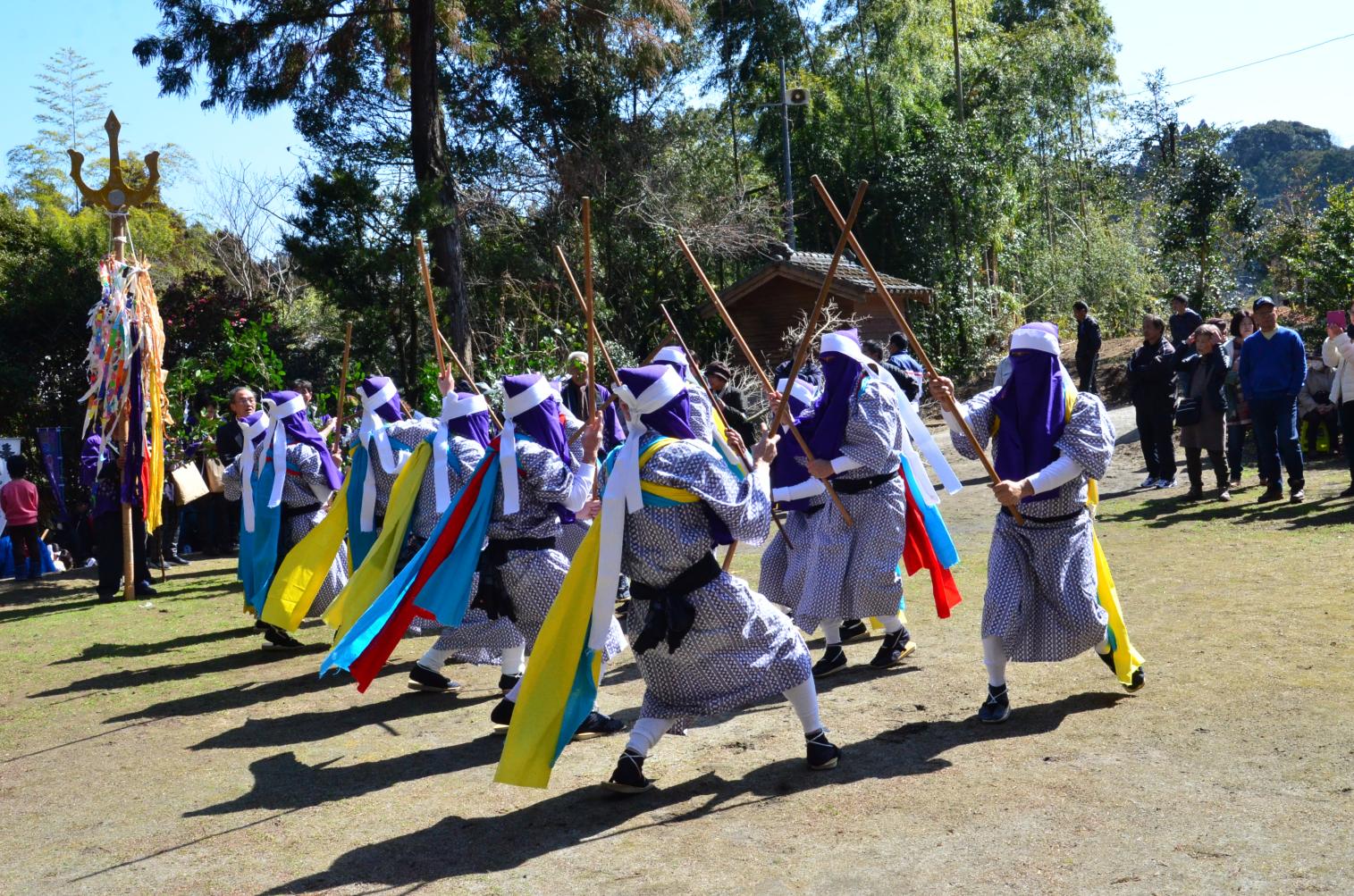 가노야시 쿠시라초 야마미야(山宮) 신사의 봄 축제 타우치(논 갈기) · 카기히키(나무싸움), 정월 춤-1