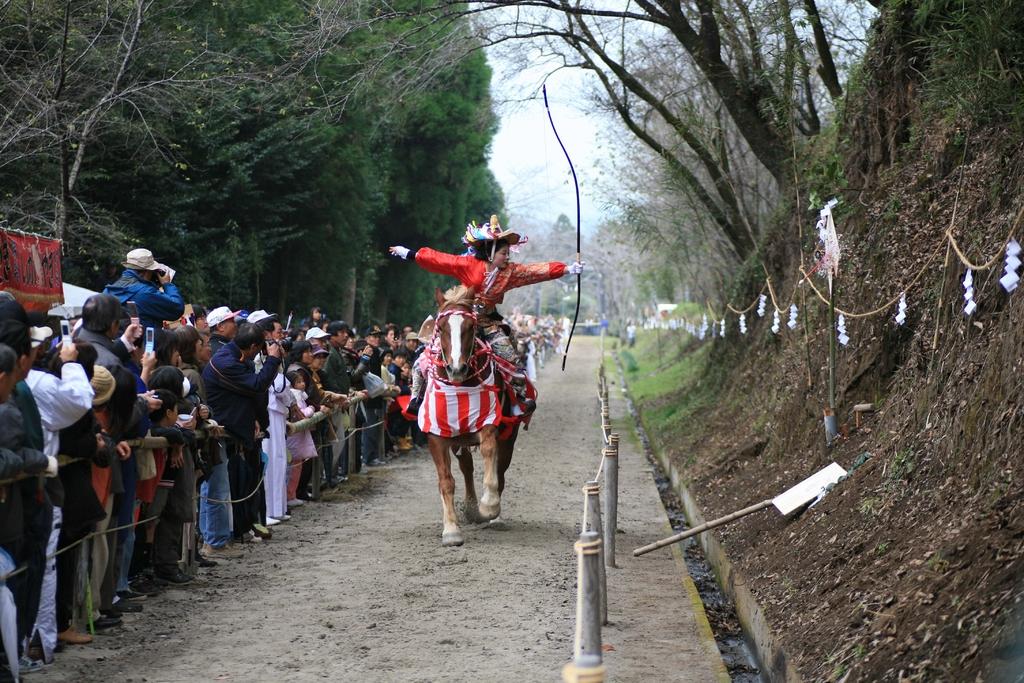 曽於市末吉町　末吉住吉神社 流鏑馬-1