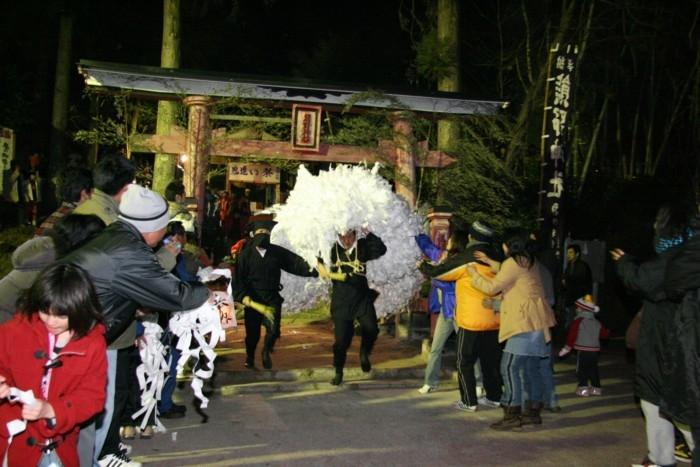 曽於市末吉町深川　末吉町熊野神社的鬼追-0