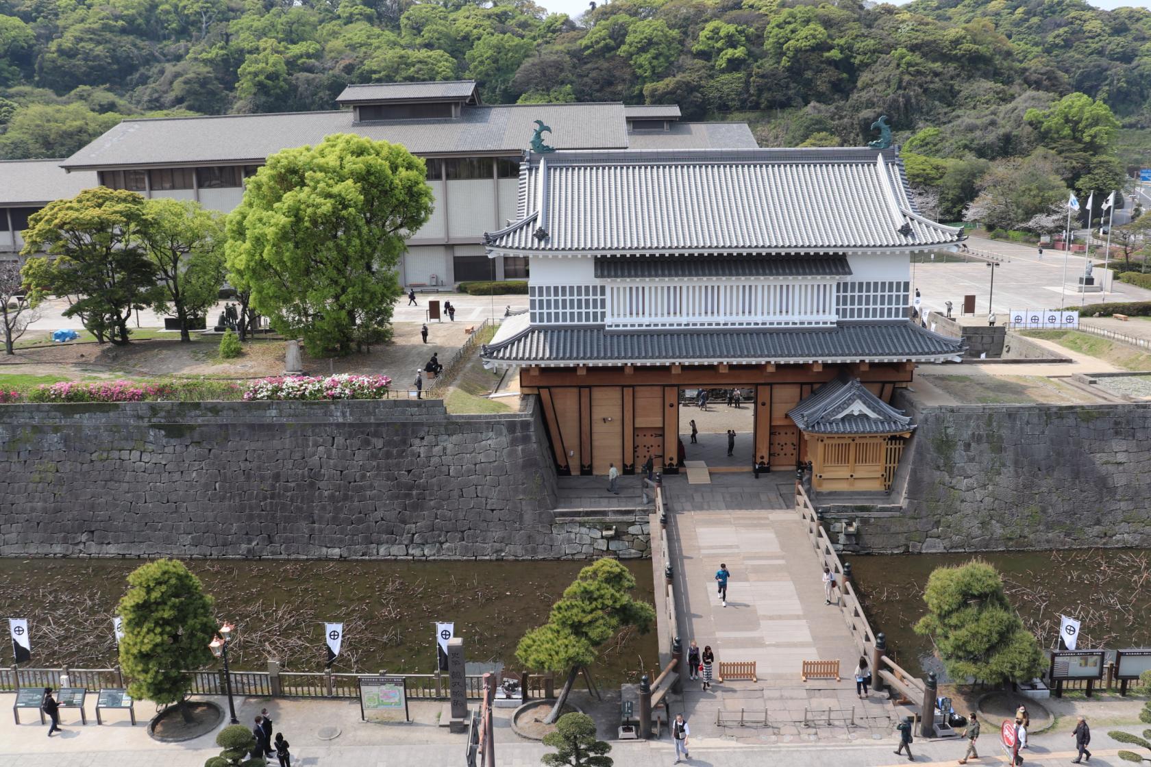 鶴丸城遺址(御樓門)-2